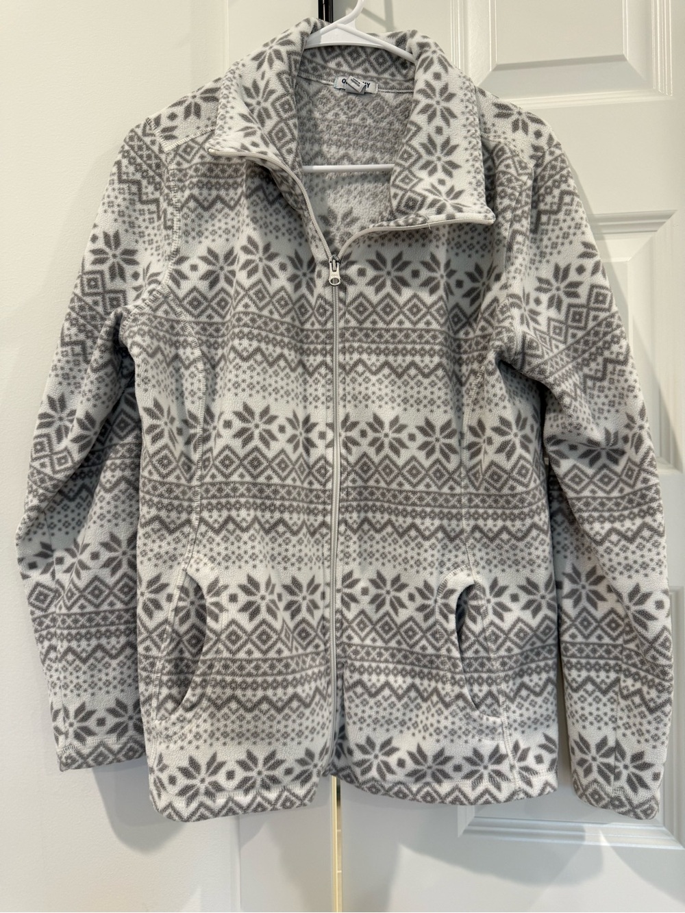Old Navy Soft Gray & White snow fall print Fleece Jacket cozy winter size large
